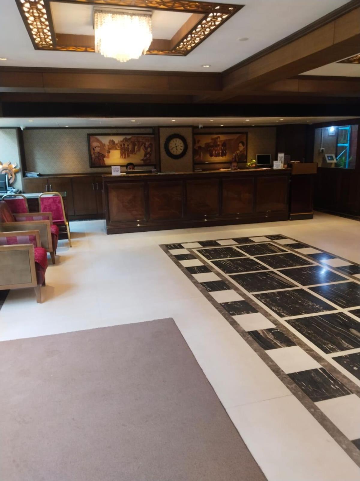The President-A Boutique Hotel Ahmedabad Bagian luar foto