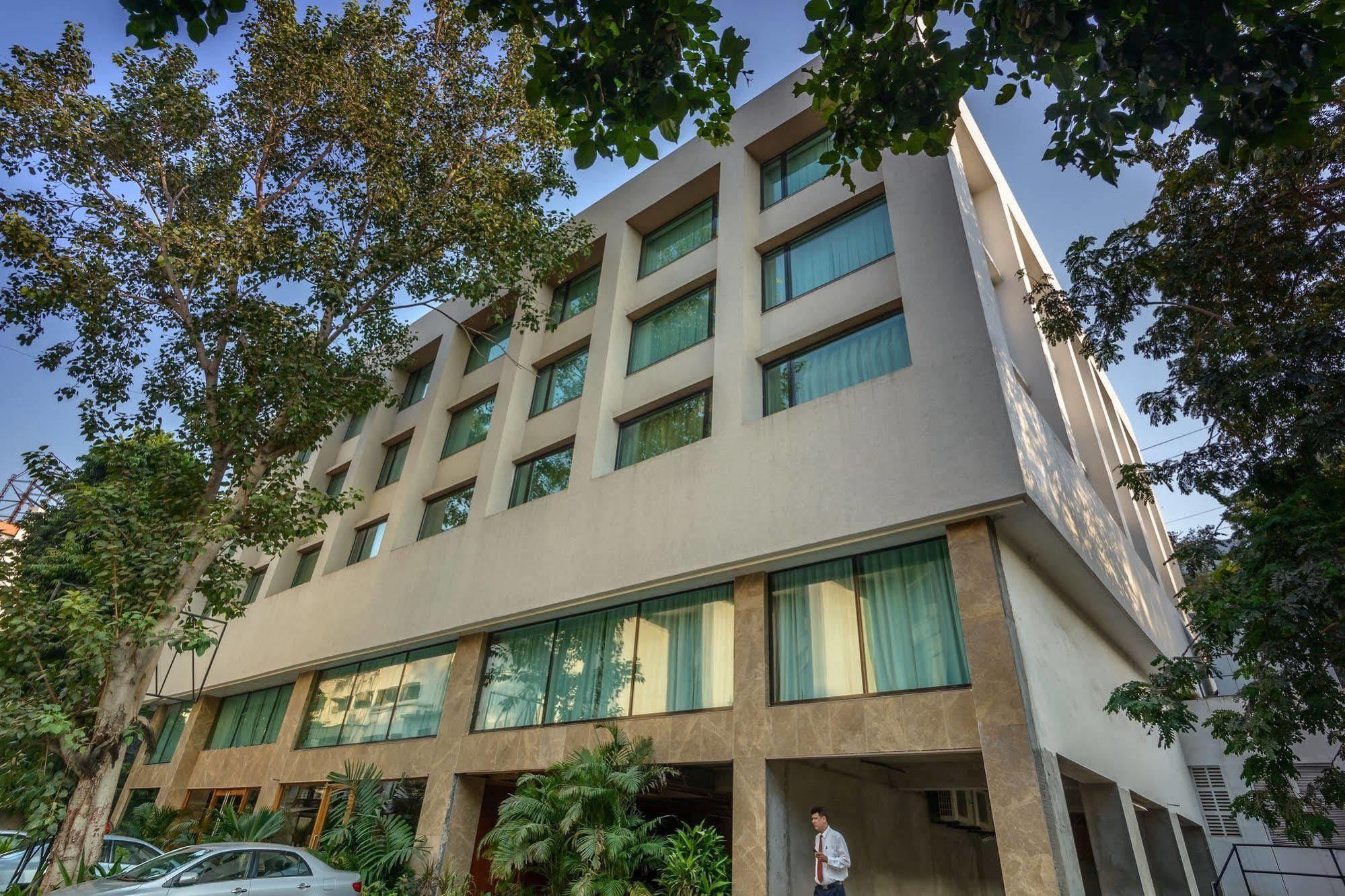 The President-A Boutique Hotel Ahmedabad Bagian luar foto